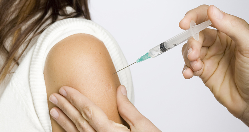 Vacunación En La FCCTP